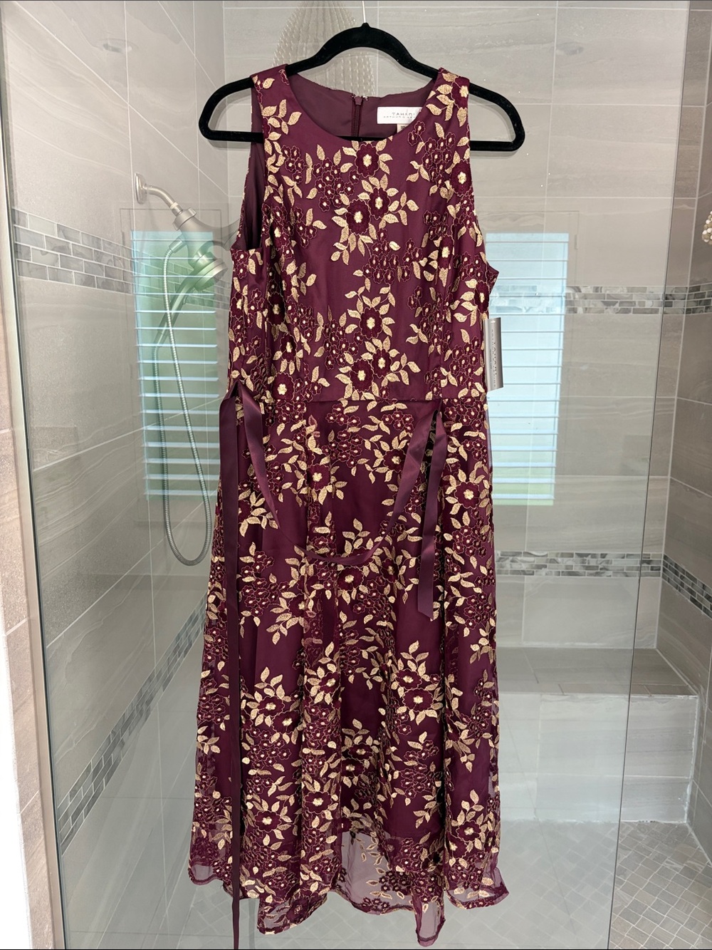 Tahari Arthur S Levine dress, size 12 NWT